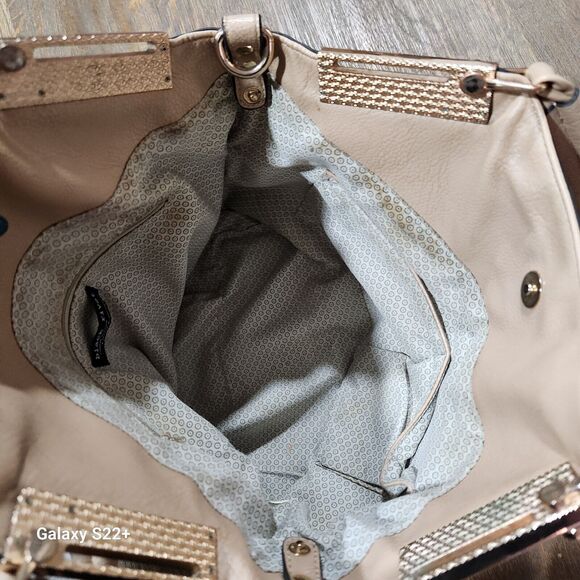 Black Rivet Taupe Leather Purse Normcore Everyday Carryall Classic Neutral - Picture 7 of 15